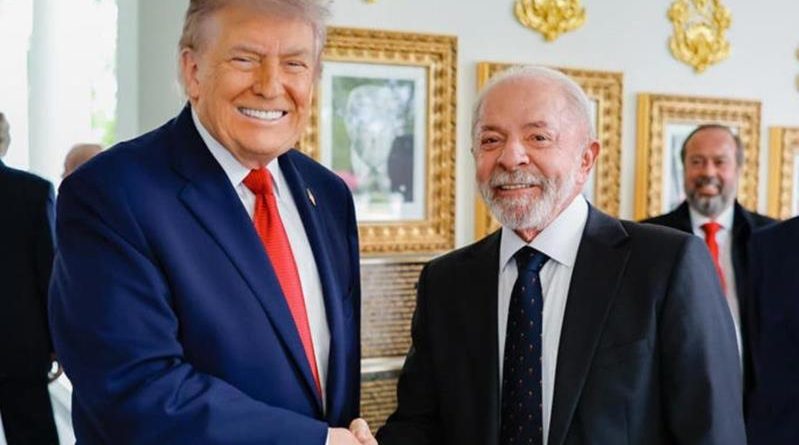 Trump anuncia tarifa de 100% sobre genéricos e ameaça acesso a medicamentos essenciais
