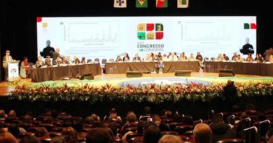 MPMG apresenta projeto Alerta Lilás Saúde da Mulher como Prevenção ao Feminicídio em Congresso do Conasems